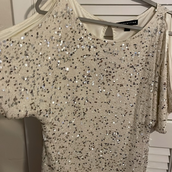 Aidan Matox delicate sequence blouse - Picture 2 of 3